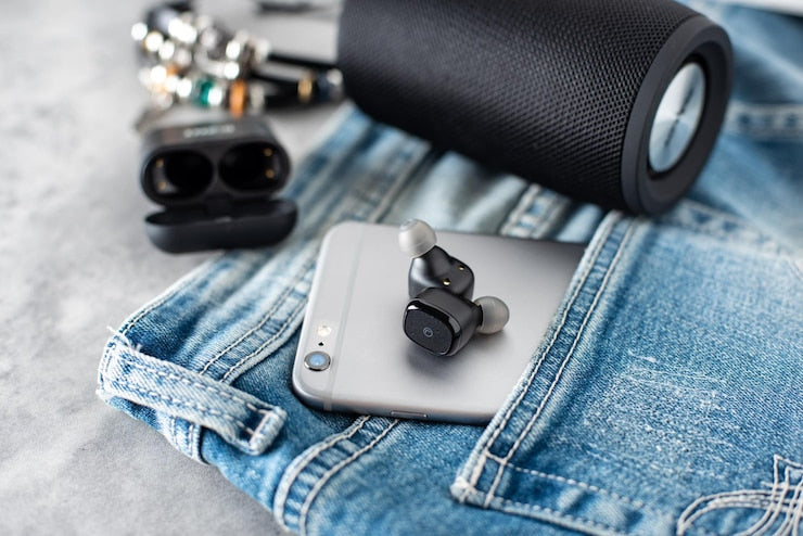 Wireless Earphones & Speakers